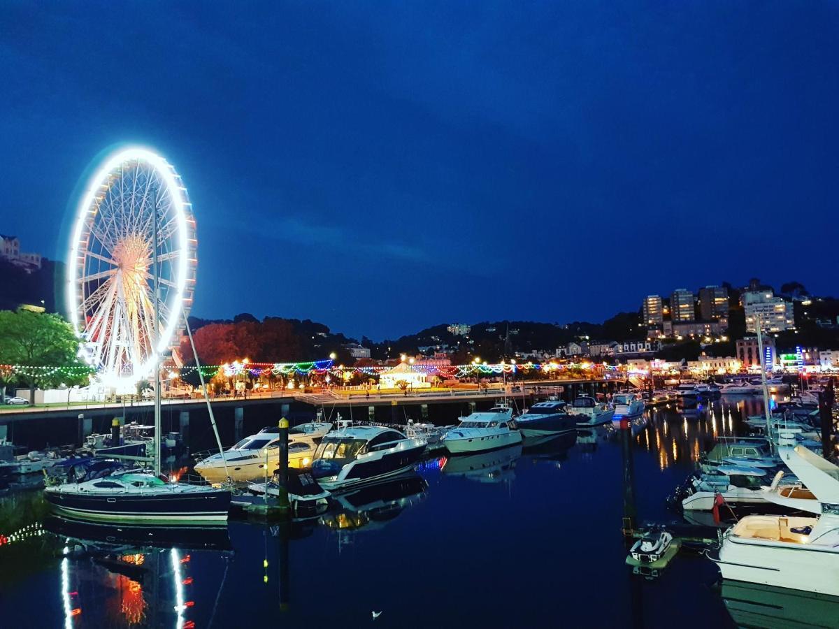 Bed& Boujee With Sea Views Lejlighed Torquay Eksteriør billede